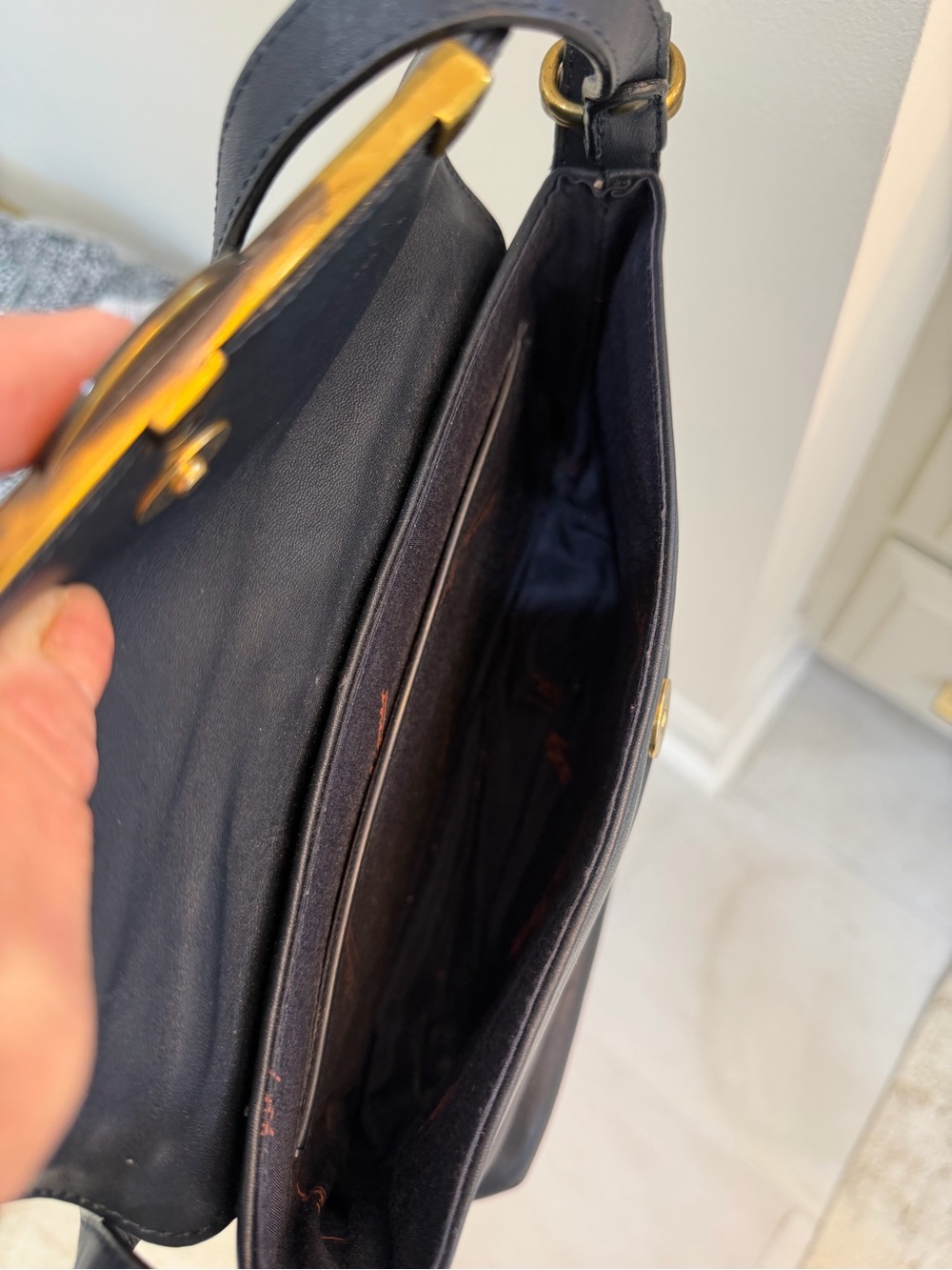 Navy Blue Leather Shoulder Bag with Brass Hardware in great condition - Picture 5 of 5